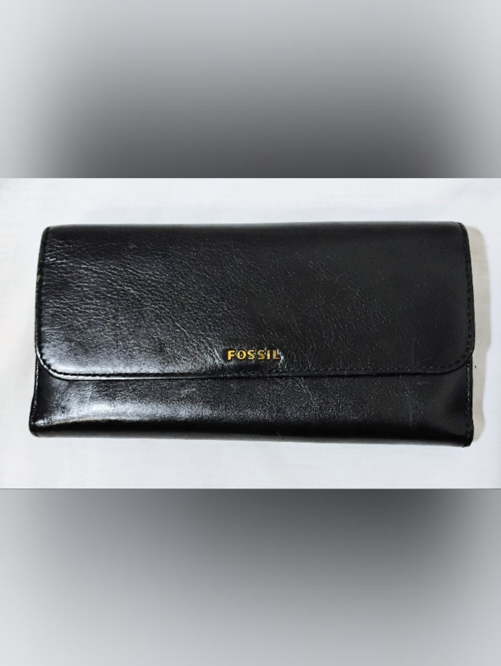 Fossil Bi-Fold Leather Clutch Wallet